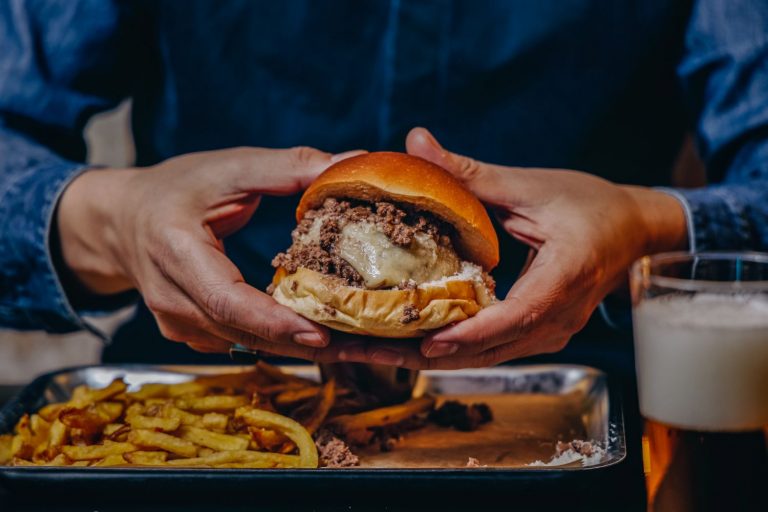 The Food Dealers, la mafia del comfort food aterriza en Chamberí