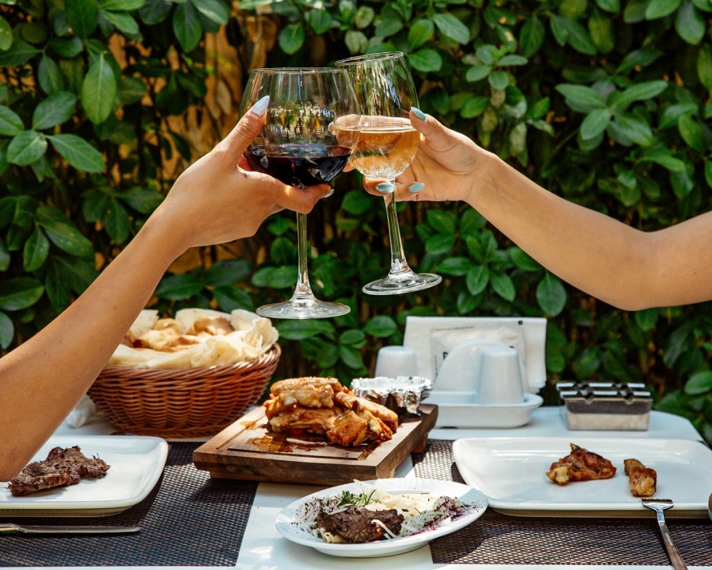 Esto Es Lo Que Le Pasa A Tu Cuerpo Si Bebes Alcohol Sin Comer