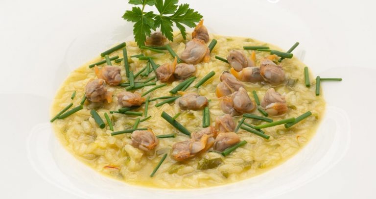 Arroz seco o meloso: las proporciones para bordarlo siempre