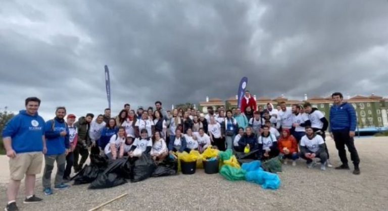 Cesur celebra el Día Internacional de la Tierra y recoge más de 200 kilos de residuos