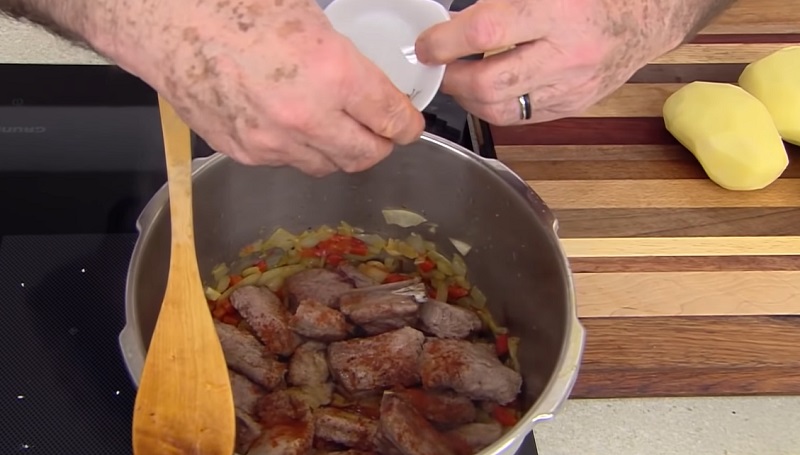Costilla Con Patatas 4