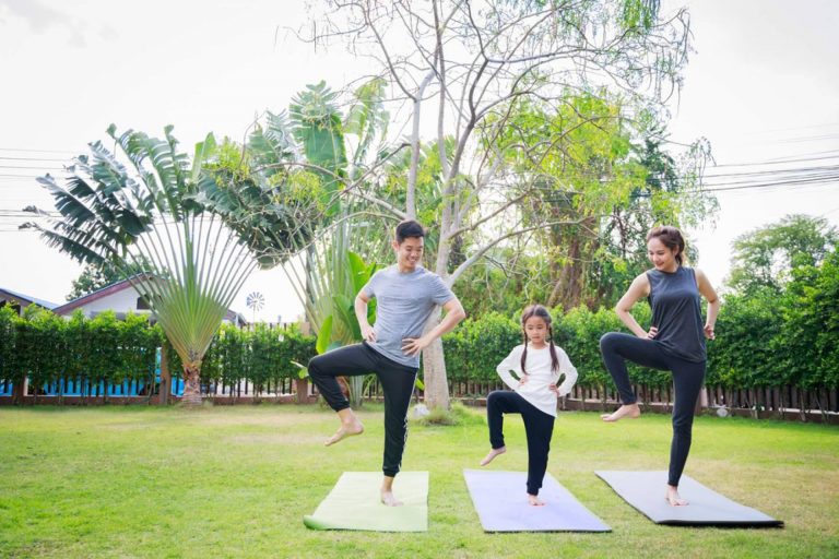 ¿Cuáles son los beneficios de practicar yoga?