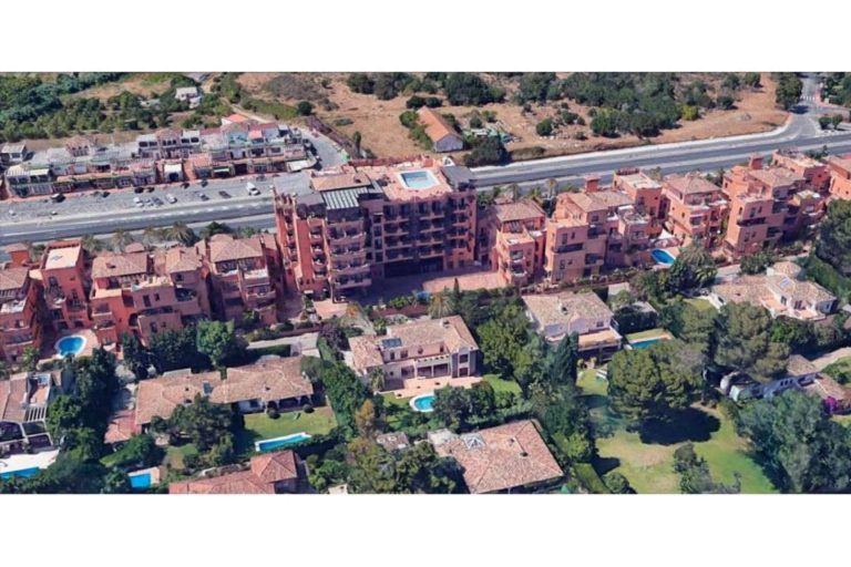 Eactivos.com saca a subasta un hotel en Málaga con un valor de más de 14 millones de euros