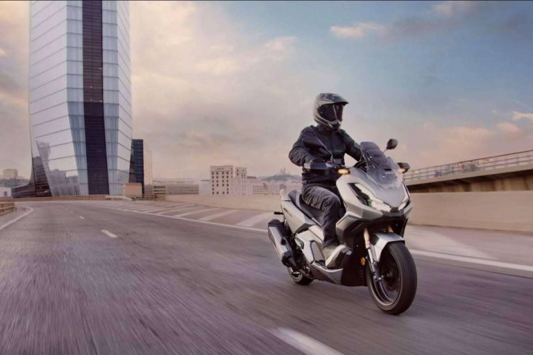 Características de la nueva HONDA ADV 350 2022, por Pruebas de Motos