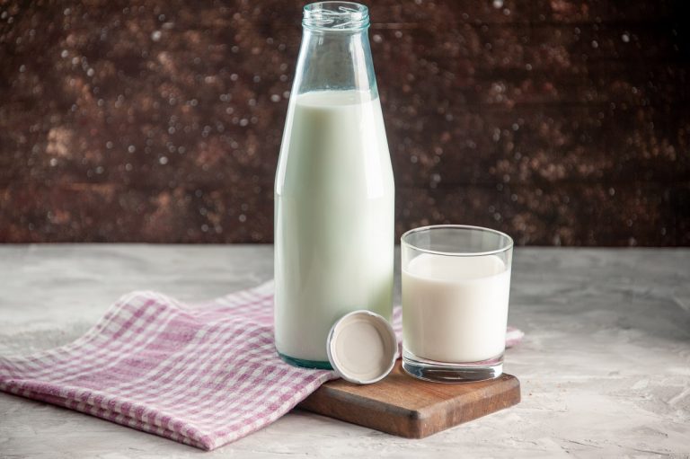 El gran peligro para tu organismo de la leche sin lactosa