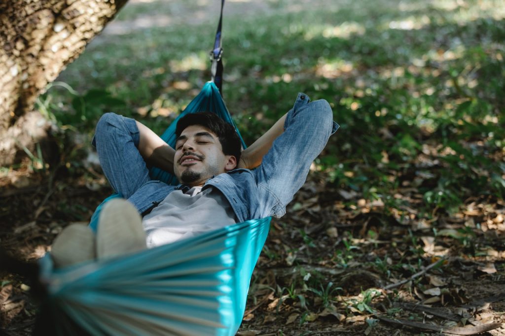 Dormir La Siesta Engorda: ¿Mito O Realidad?