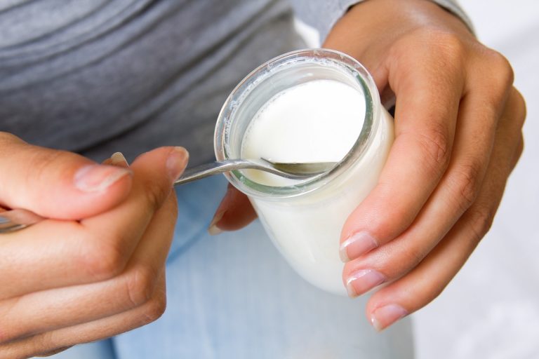 Esto es lo que le pasa a tu cuerpo si comes un yogur todos los días