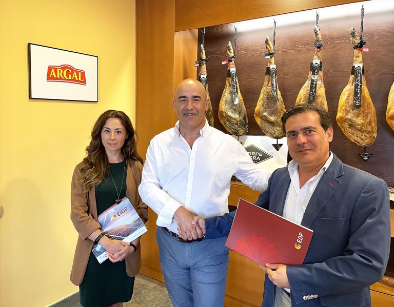 ARGAL instalará una planta de autoconsumo de 1MW en su fábrica de ibéricos de Extremadura (Estirpe Negra)