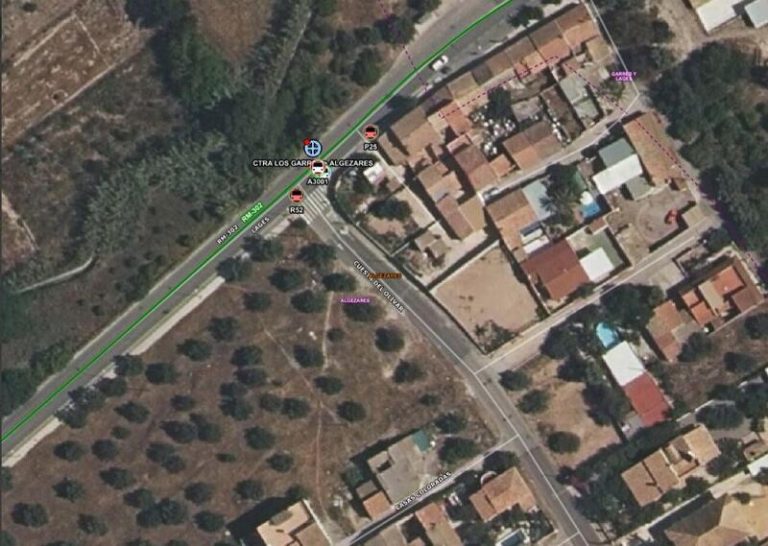 Al menos cuatro heridos en un accidente de tráfico con dos vehículos implicados en Murcia