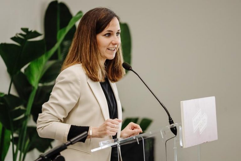 Belarra pide «depurar responsabilidades» tras el espionaje a Sánchez y Robles