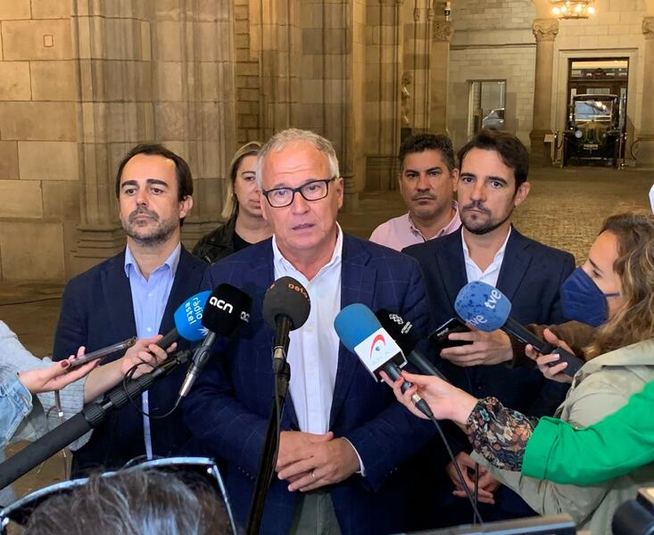 Bou (PP) informará a la Fiscalía del incendio de su vehículo y de presuntas «amenazas»