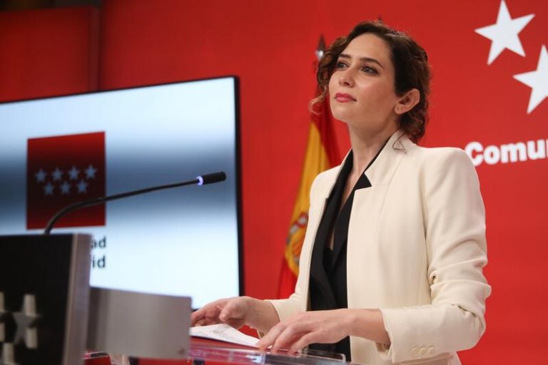 Ayuso asegura que la Comunidad adquirió material de calidad durante la pandemia