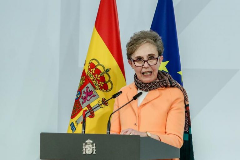 La directora del CNI se enfrenta hoy en el Congreso a los diputados que piden su cese