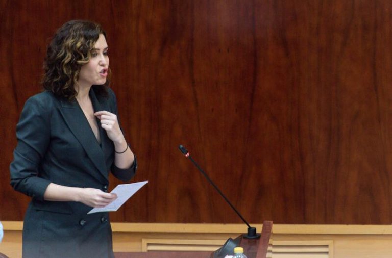 Ayuso cree que con la izquierda «los manteros de Gran Vía que dejó Carmena llegarían hasta Móstoles»