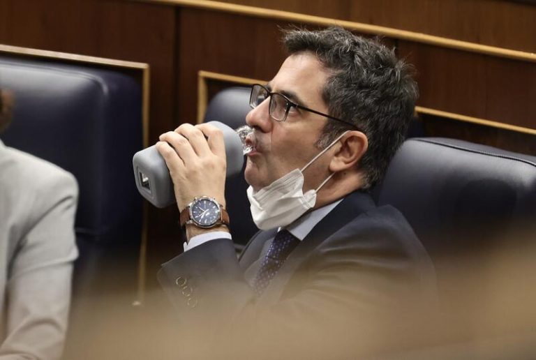 El espionaje centrará el miércoles el Pleno del Congreso con PP y Vox pidiendo cuentas a Bolaños y ERC, a Robles