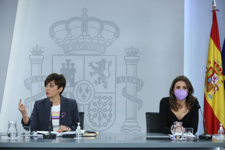 El Gobierno aprueba este martes la ley del aborto sin la ‘tasa rosa’