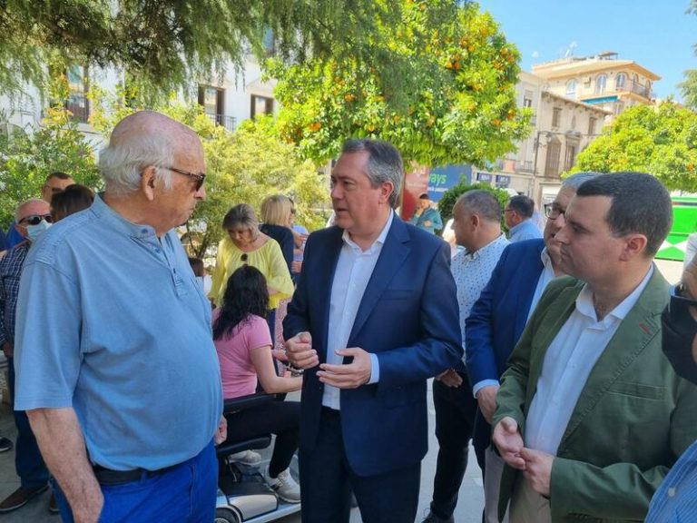 Espadas insiste en pedir una «alta participación» en las urnas para «frenar a la ultraderecha»