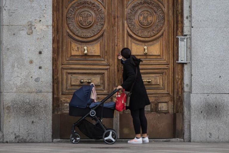 79.885 niños han nacido en España en el primer trimestre de 2022, 2.676 más que en 2021