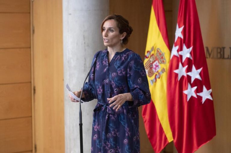 Mónica García pide conocer si los viajes Rey emérito «los van a seguir pagando los españoles»