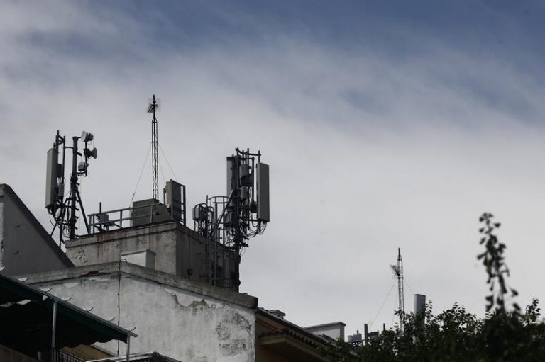 Podemos pide garantizar 30 megas de cobertura en todos los municipios de España