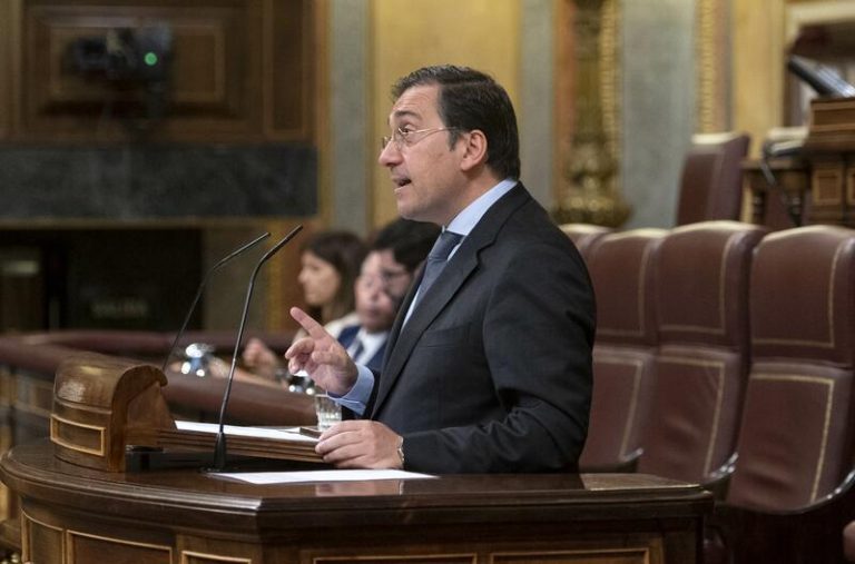 Albares explica en Canarias las nuevas relaciones diplomáticas con Marruecos