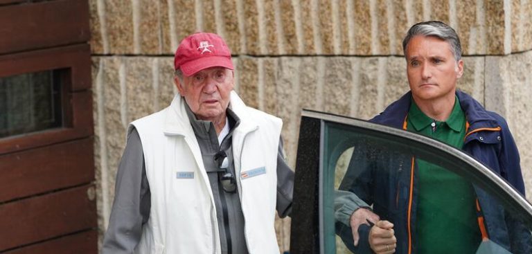 Felipe VI y el Rey emérito se reencuentran este lunes en Zarzuela casi dos años después