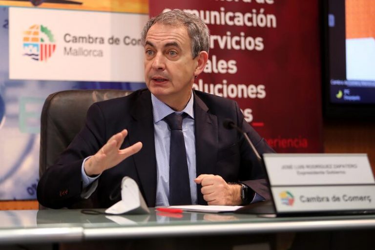 Zapatero aconseja al emérito que se «prepare» las respuestas antes de hablar