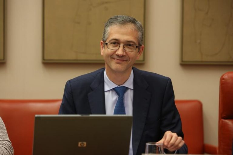 El Banco de España explica en el Congreso el informe que señala a España como economía más rezagada