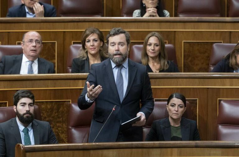 Vox sobre el castellano en las aulas: «Nos fijamos en Cataluña, pero en Galicia hay un espejo»