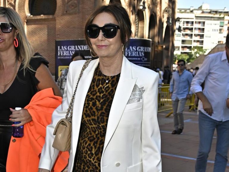 Ana Rosa Quintana reaparece radiante: «Ya creo que lo hemos superado, estoy estupendamente»