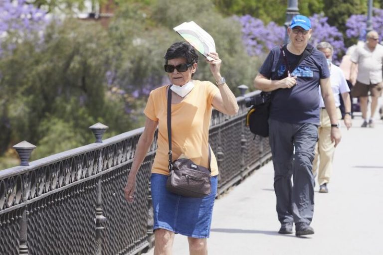Junio empieza con calor, lluvia, tormentas y máximas de hasta 36ºC