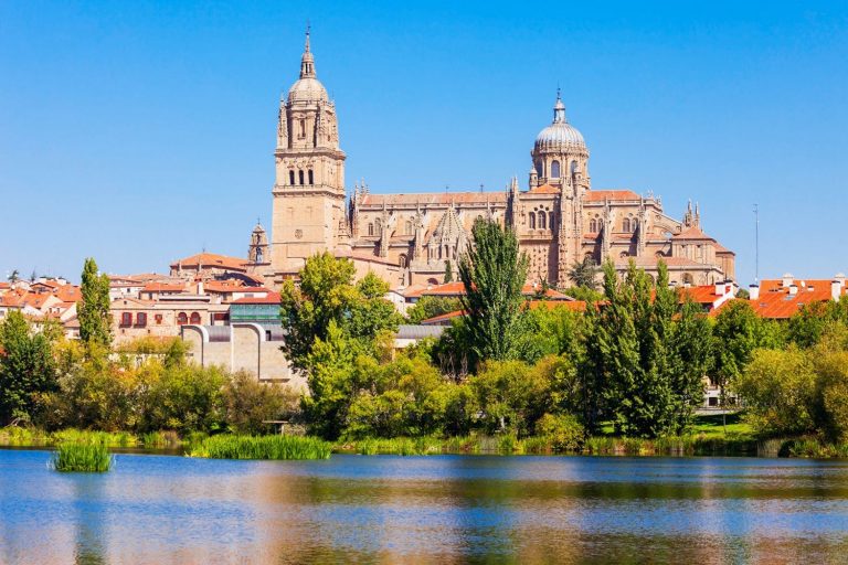 Monumentos y paisajes por los que debes escaparte a Salamanca este verano