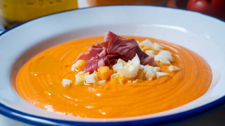El secreto de Pepa Muñoz para preparar el mejor salmorejo de España