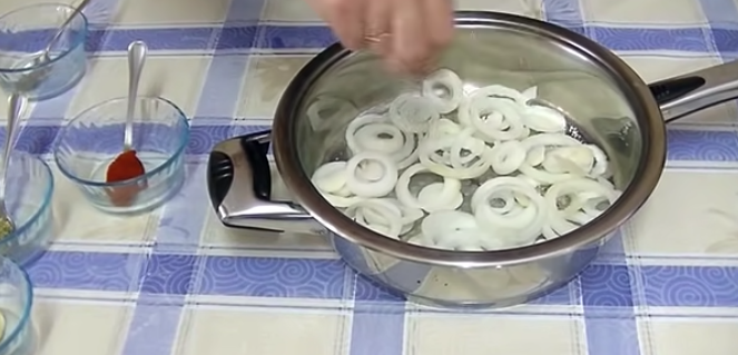 Atún Encebollado La Receta De Cádiz Que Harás En 30 Minutos (Y No Durará Ni 10)