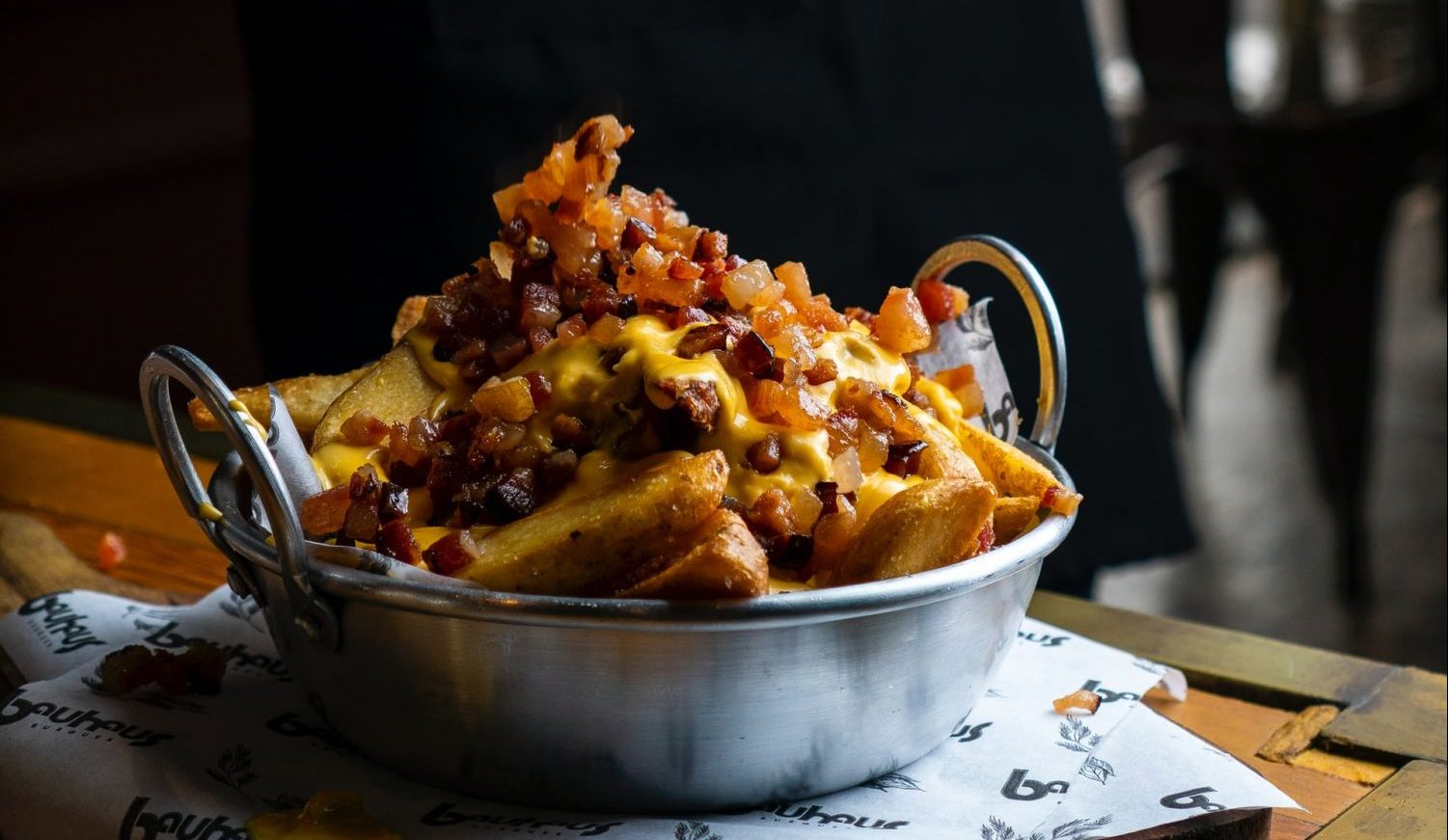 Bacon cheese fries así se hacen más saludables las patatas estrella