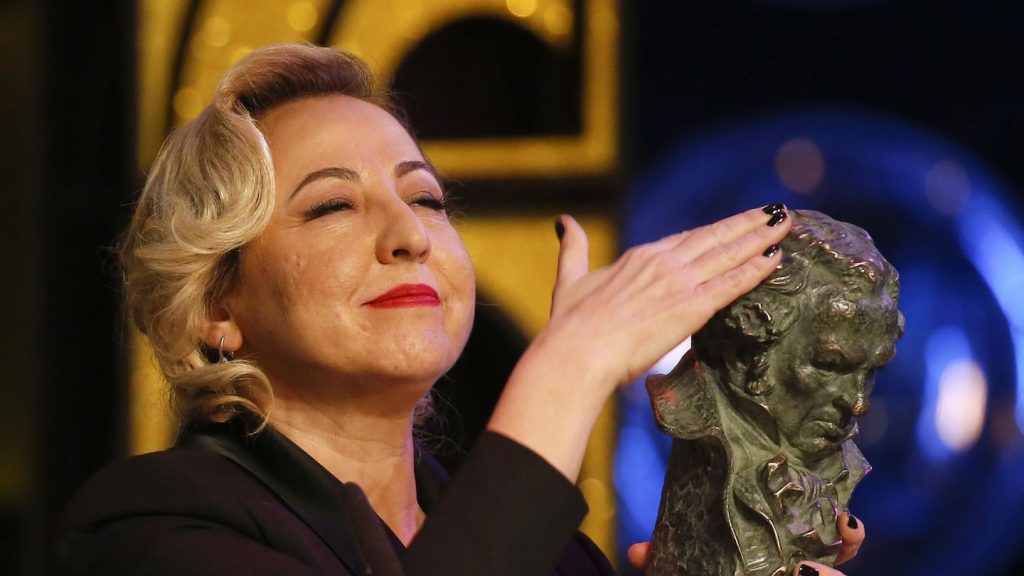 ¿Ha Sido Mucha La Presión Que Ha Sufrido Carmen Machi Por La Fama Y El Exceso De Trabajo?