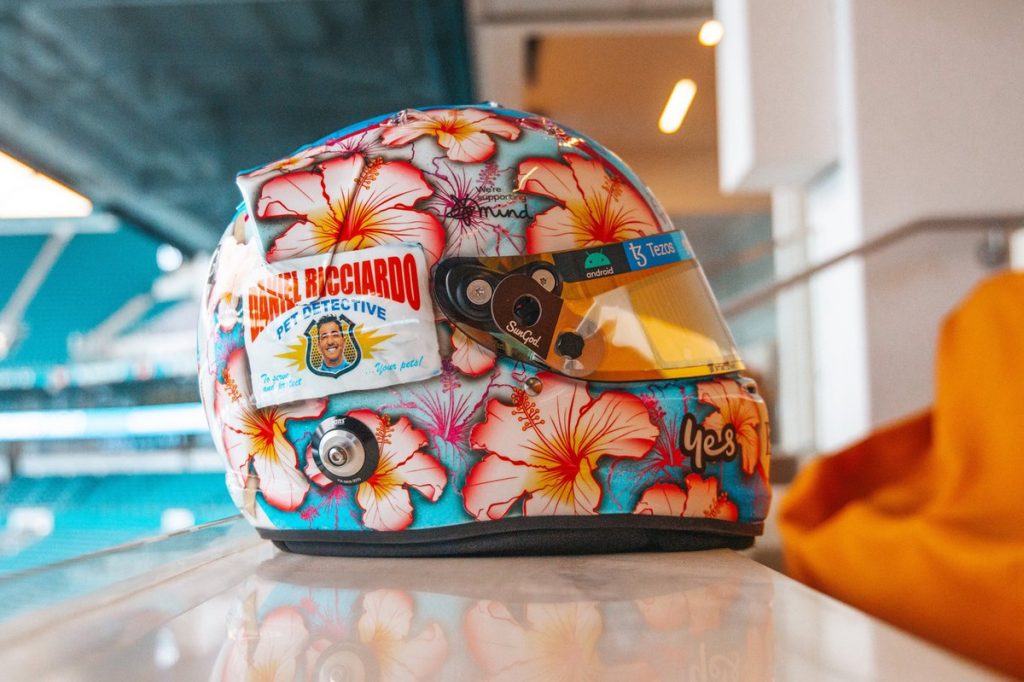 Fórmula 1: Los Cascos Más Extravagantes Para Miami 10 Daniel Ricciardo