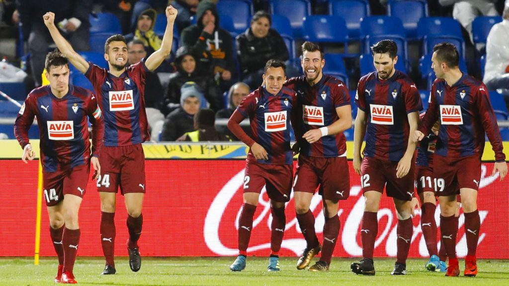 El Líder Provisional, Eibar