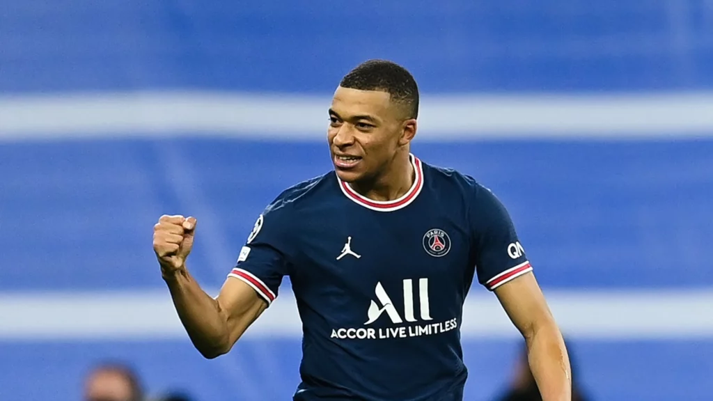 El Sueldazo De Mbappé