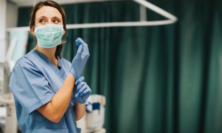 El incremento del 70% de las hospitalizaciones por covid-19 acelera la necesidad de proteger a los pacientes inmunocomprometidos