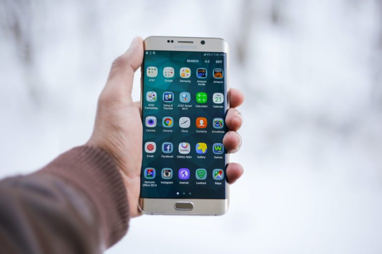 La app que te avisa si un perfil en redes sociales es falso