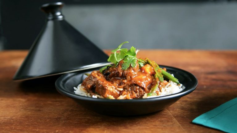 Pollo marroquí: la receta que le da mil vueltas al asado que haces
