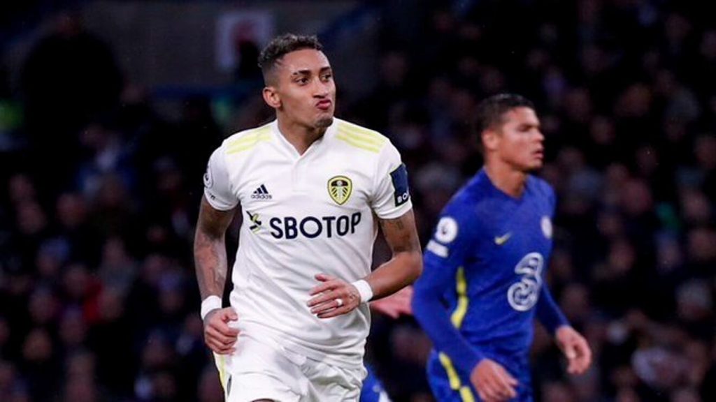 8 fichajes deseables pero imposibles para el Barcelona 72 Raphinha y sus acercamientos hacia el Barcelona