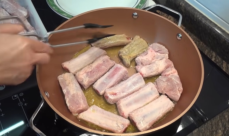 Costillas Guisadas: La Receta Que Desearás Hasta Los Días De Más Calor