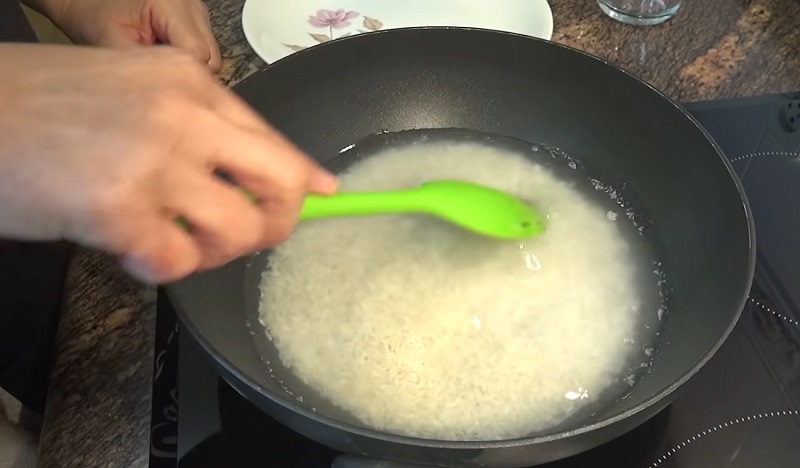 Con Atún Y Tortilla: La Ensalada De Arroz Más Completa Y Sabrosa