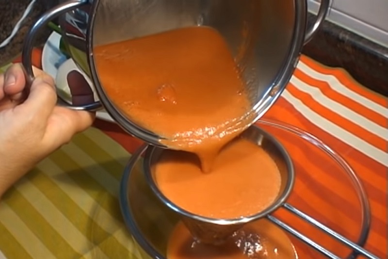 Este Refrescante Gazpacho De Sandía Será Tu Preferido