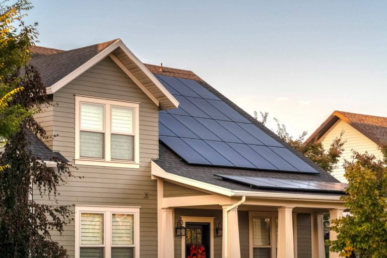 Los grandes beneficios que aporta la instalación de placas solares, Ingeniería MASRED