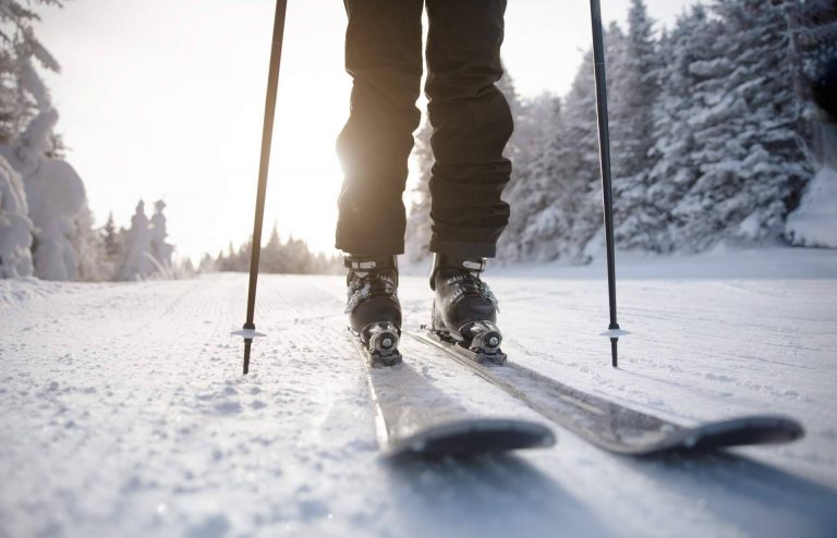 Sierra Nevada Adventure & Ski ofrece diferentes opciones de alquiler de esquís en Sierra Nevada