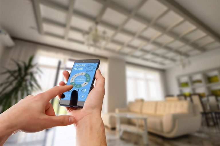 ¿Cuáles son las ventajas de convertir un hogar en una smart home? IKOSAS
