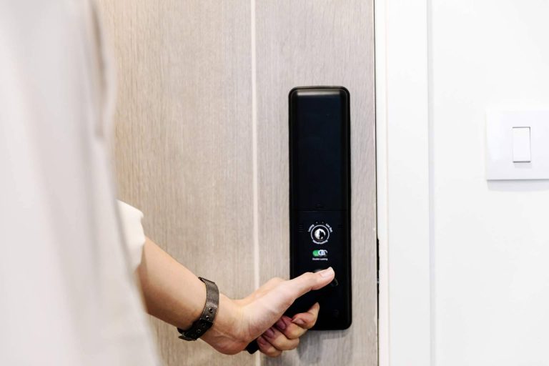 Manuel Hernández Cerrajeros explica si las cerraduras electrónicas son realmente el futuro para proteger una vivienda